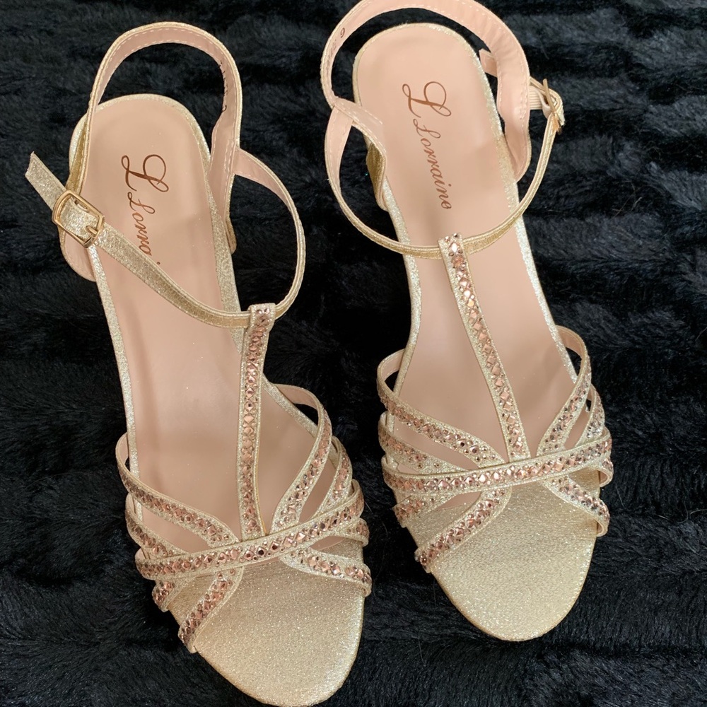 L Lorrraine Gold Wedges